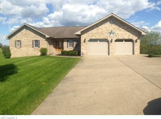 70015 Crescent Rd, Saint Clairsville, OH 43950