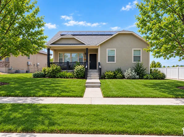 7743 N Rose St, Eagle Mountain, UT 84005