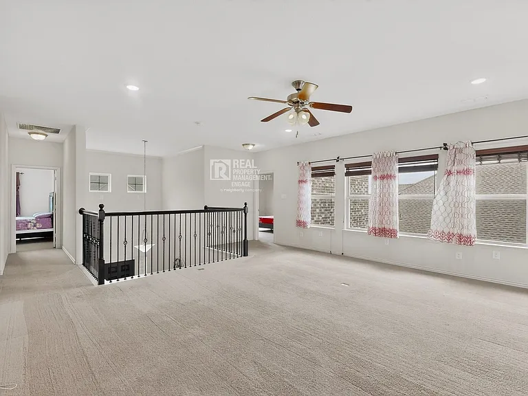 151 Darian Dr — Photo 20