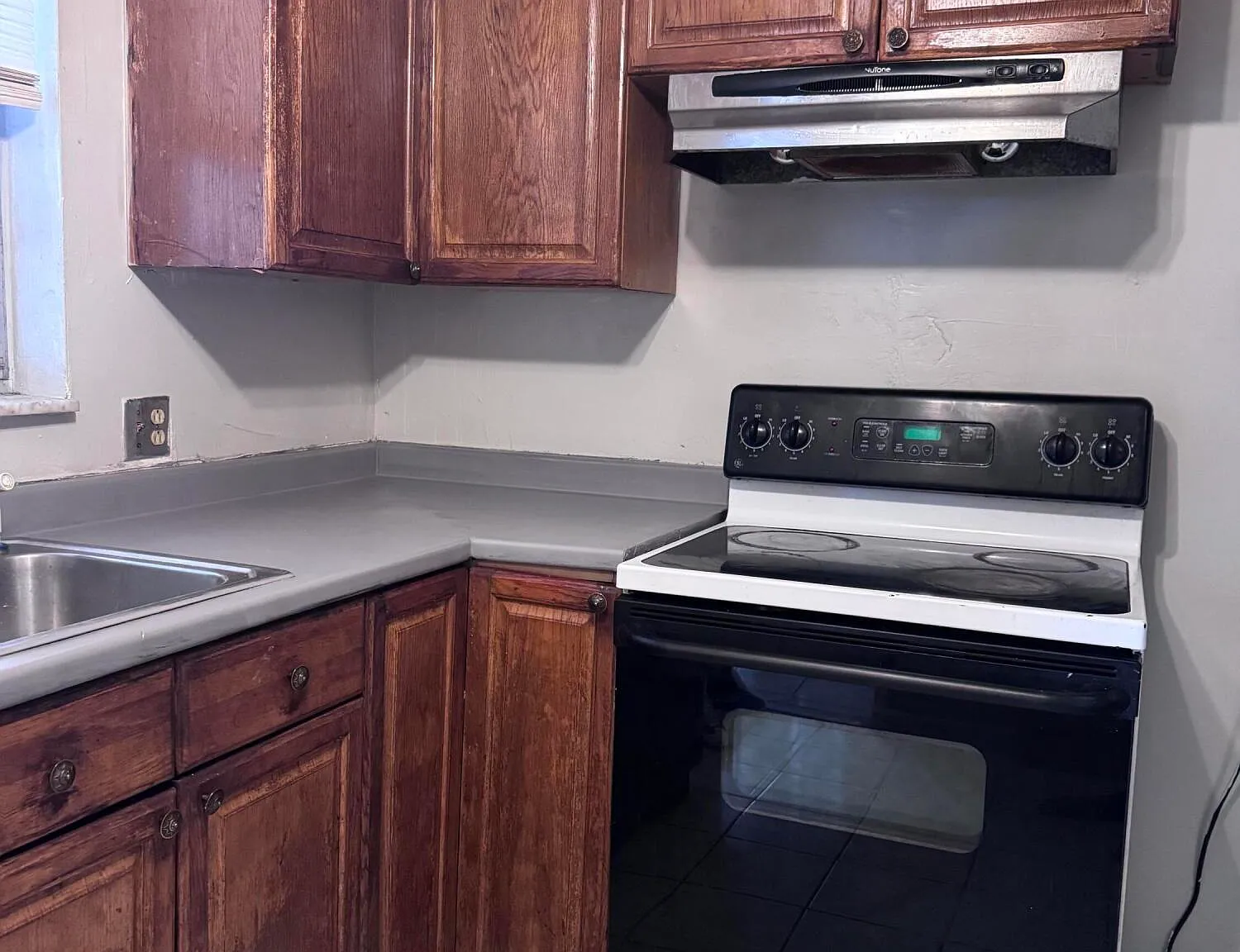 2 bed, 2.0 bath, 950 sqft, $1,800 — Photo 3