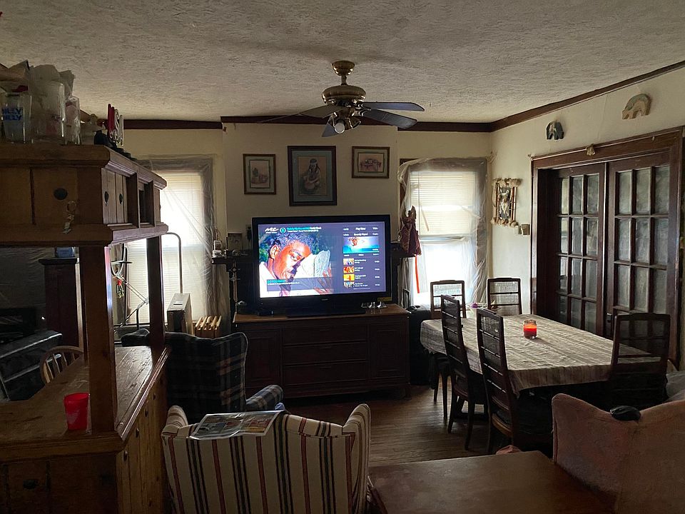 2nd image of 344 Lincoln Ave