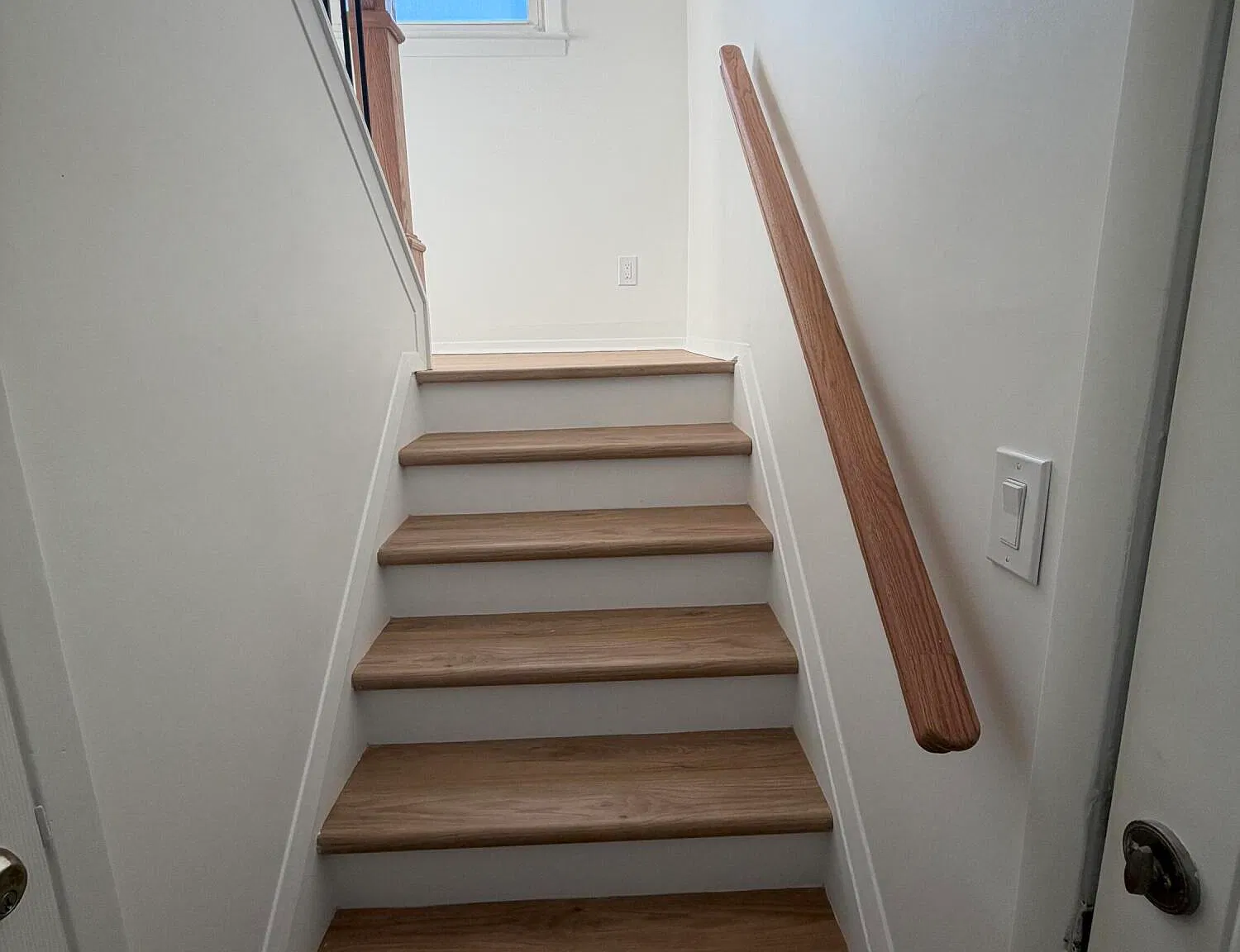 3 bed, 1.0 bath, 900 sqft, $3,500 — Photo 3
