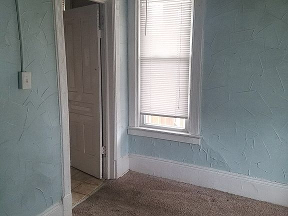 4th image of 439 5th St NW