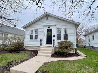 118 W 12th St, Mishawaka, IN