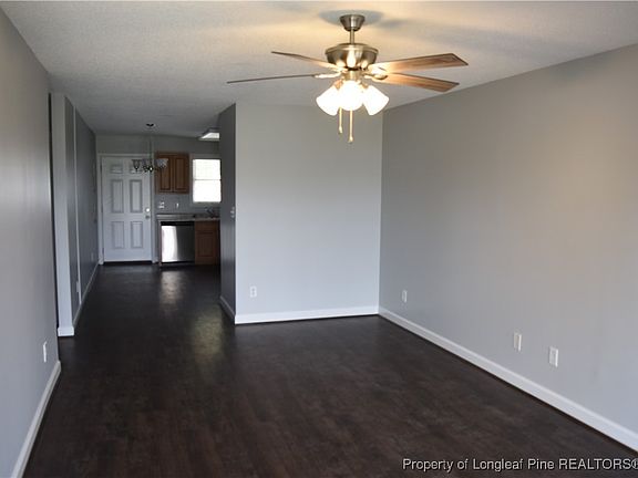2nd image of 1002 Pinecrest Dr #B