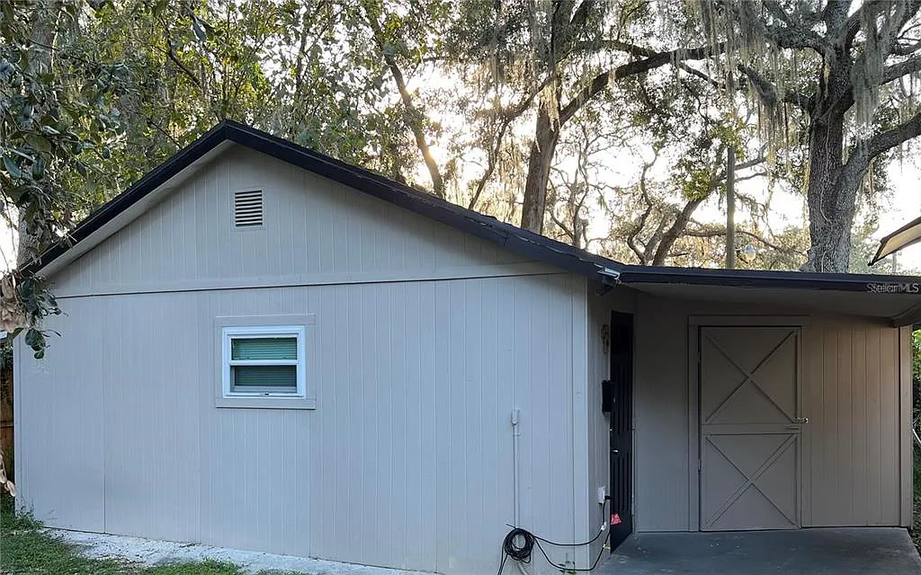 1 bed, 1.0 bath, 594 sqft, $1,375 — Photo 1