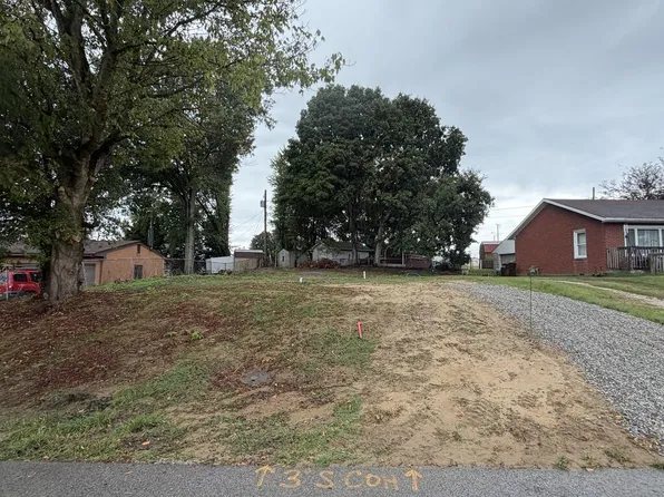 403 Linden Ave, South Point, OH 45680