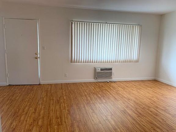 3rd image of 347 Salem St APT 6