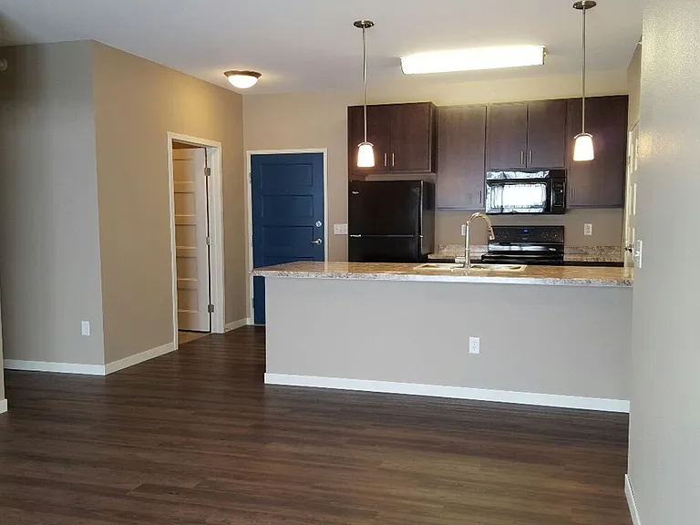 Latitude Apartments — Photo 8
