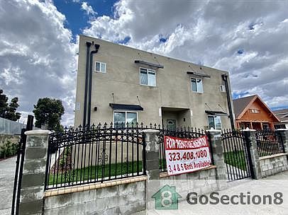 1st image of 816 W 47th St #4
