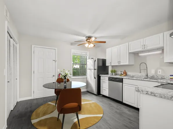 Autumn Pointe Townhomes, 324 Walton Ferry Rd #7677c0225, Hendersonville, TN 37075