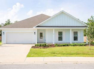 56 Secluded Cir, Freeport, FL 32439