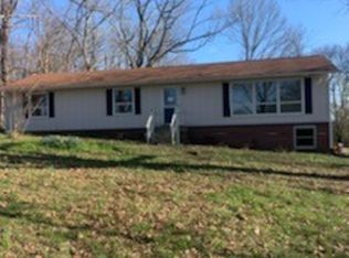 864 Tom Osborne Rd, Columbia, TN 38401