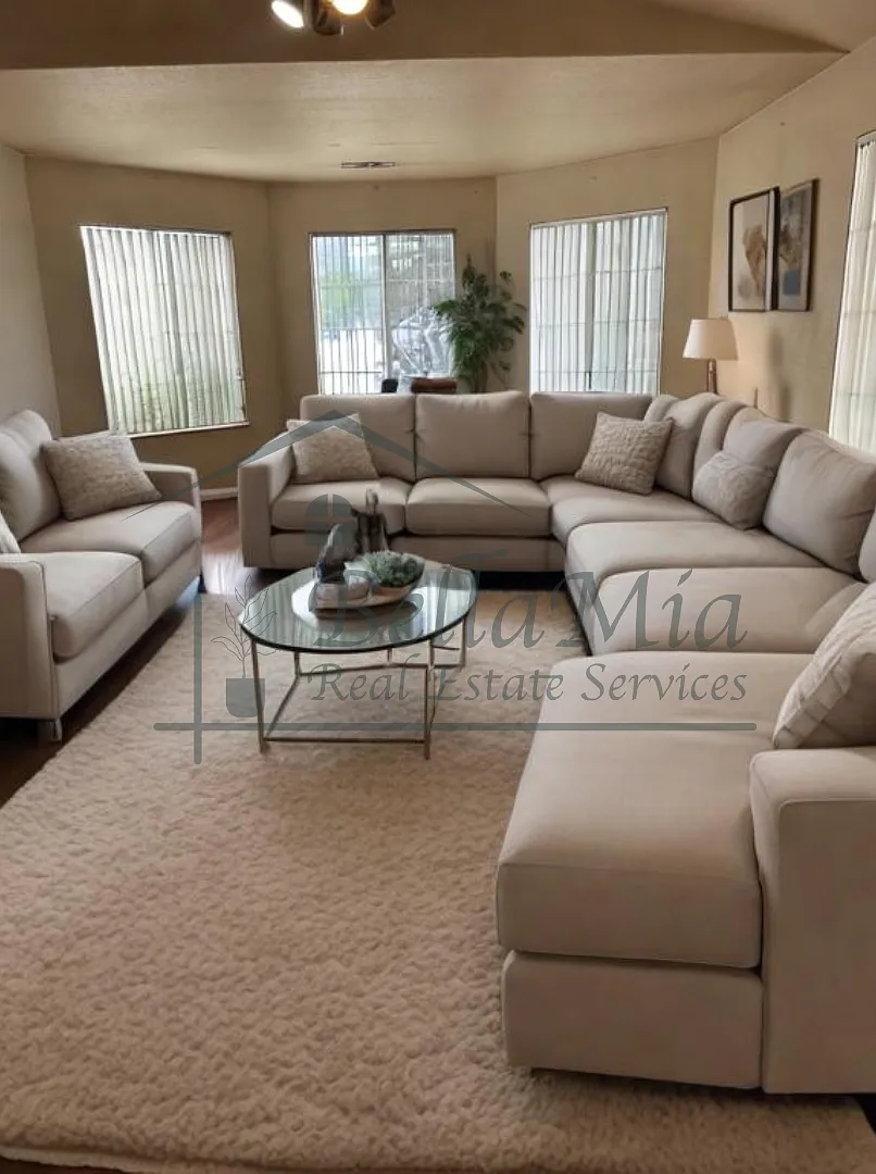 3 bed, 1967 sqft, $2,450 — Photo 2