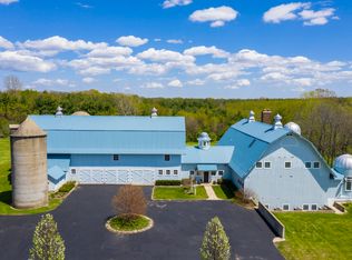 W5069 Cobblestone Rd, Walworth, WI 53184