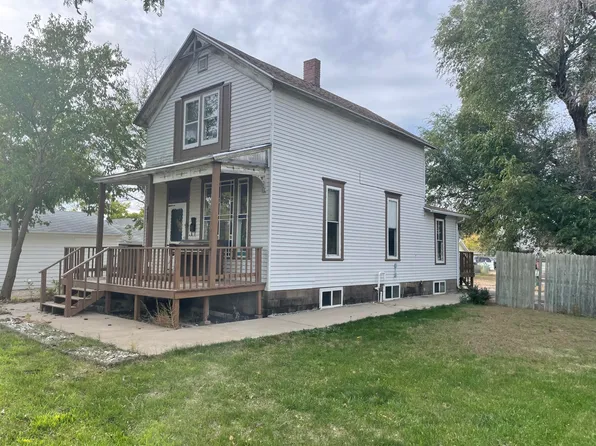 427 S Pawnee St, Pierre, SD 57501