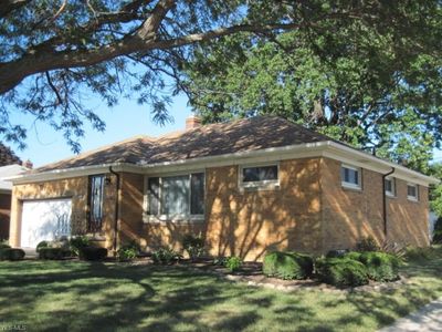 2813 Forestview Ave, Rocky River, OH, 44116