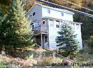 107 N Williams St, Whitehall, NY 12887
