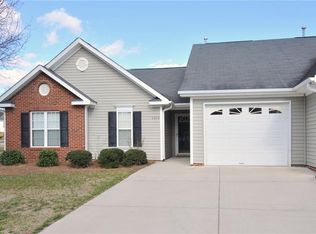 2400 Wynbrook Square Ct, Winston Salem, NC 27103