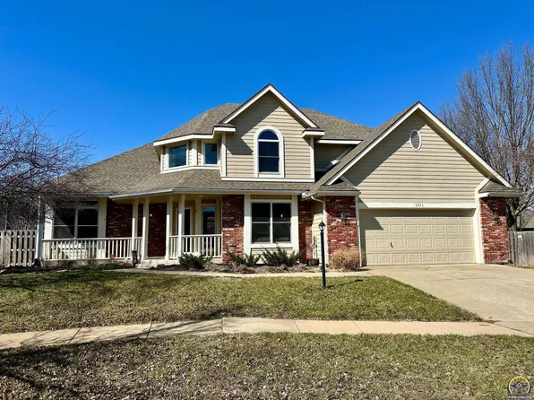 3523 SW Westport Ct, Topeka, KS 66614