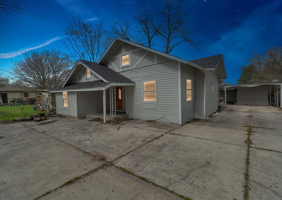 1st image of 2315 Deutser St #1