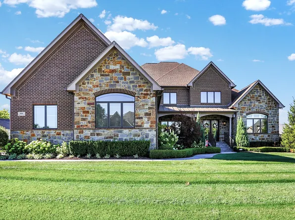 5884 Claybourne Dr, Bargersville, IN 46106
