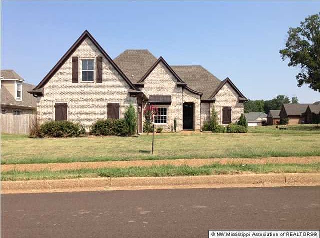 1st image of 1302 Heritage Dr