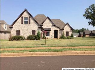 1302 Heritage Dr, Hernando, MS 38632
