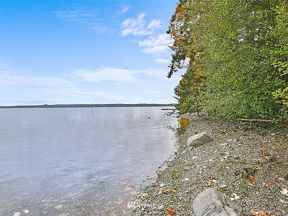 Your peaceful beachfront