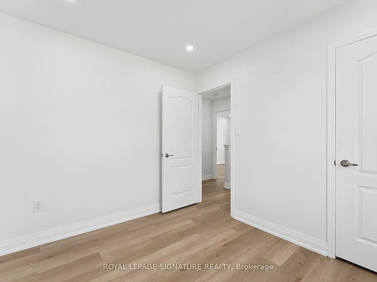 122 Baycliffe Cres — Photo 33