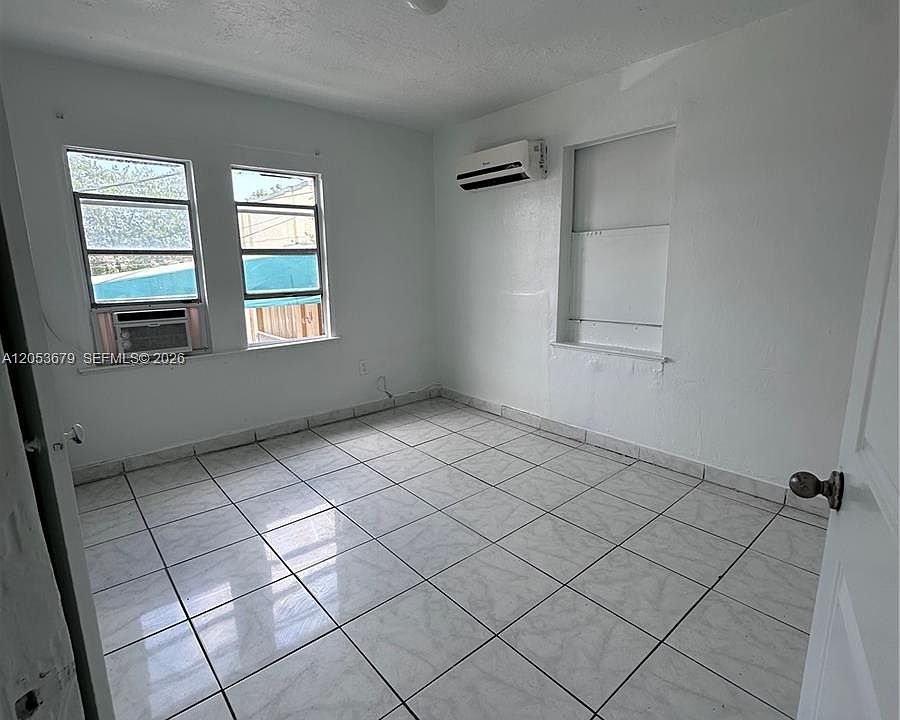 2nd image of 1780 NW 21st Ter #2