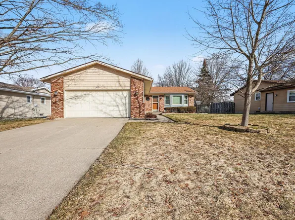 4475 Sutton Pl SW, Grandville, MI 49418