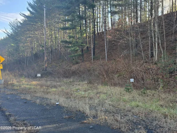 E Four Main St, Ashland, PA 17921