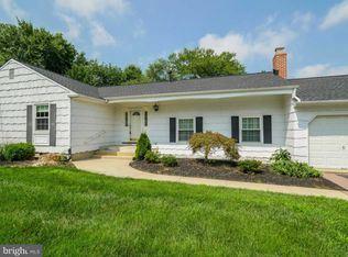 152 Oak Creek Rd, East Windsor, NJ 08520