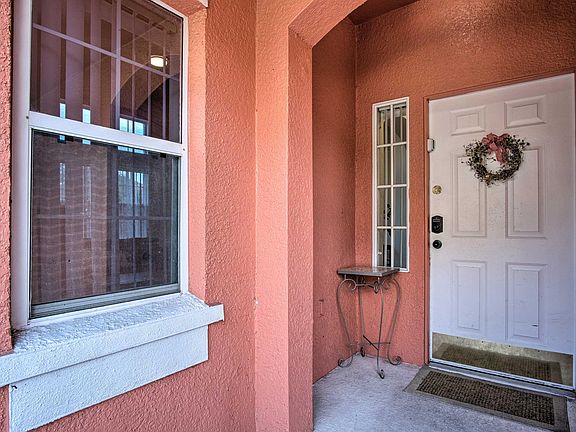 4th image of 966 Park Terrace Cir