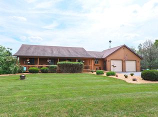 2930 N 4370th Rd, Sheridan, IL 60551