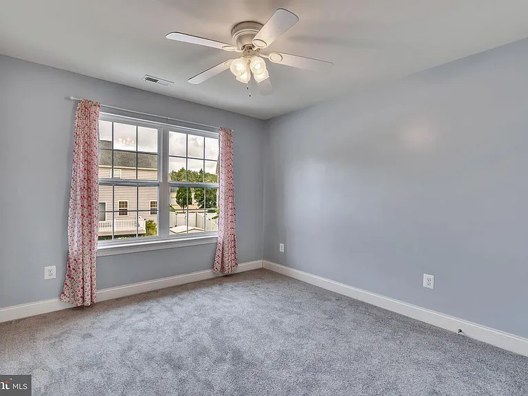 24340 Broad Creek Dr — Photo 16