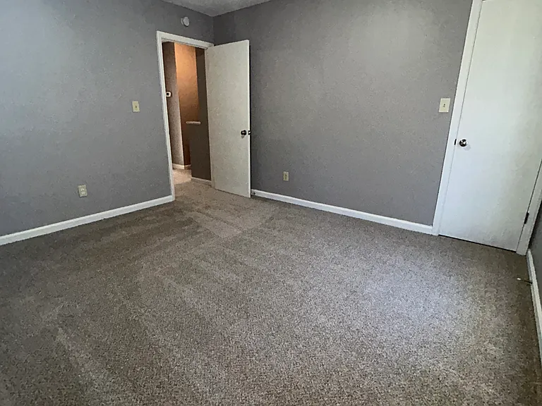 2864 Mountcrest Cir NW — Photo 15