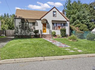 1104 Arlington Ave, Teaneck, NJ 07666