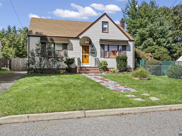 1104 Arlington Ave, Teaneck, NJ 07666