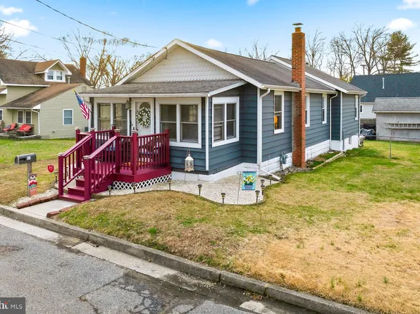 11 Amherst Dr, Pennsville, NJ 08070