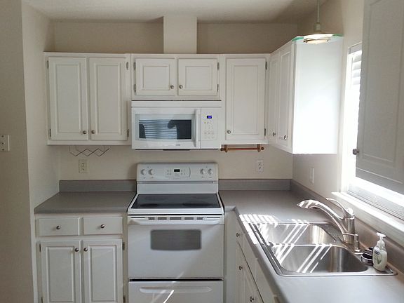 5th image of 2647 Weigum Ct