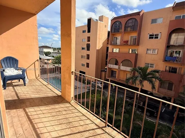 440 E 23rd St APT 1316, Hialeah, FL 33013