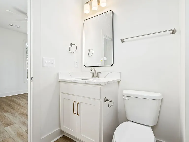 604 Martin Luther King Blvd — Photo 15