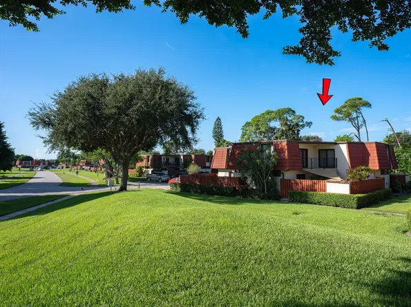 3846 Victoria Dr, West Palm Beach, FL 33406