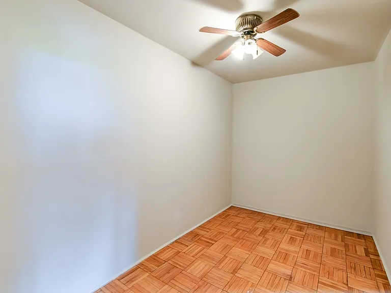 1021 Arlington Blvd #525 — Photo 9