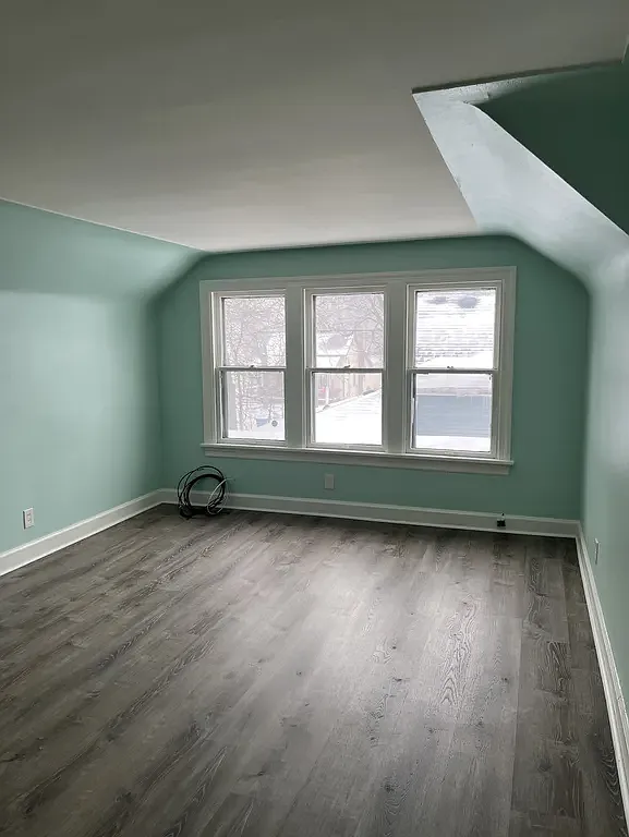 Building Photo - 489 Orchard Ave #2