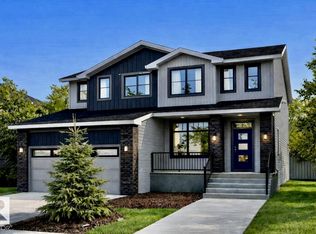 2106 Crossbill Ln, Edmonton, AB T5S 0W3