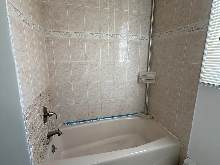 Windus Dr — Photo 10