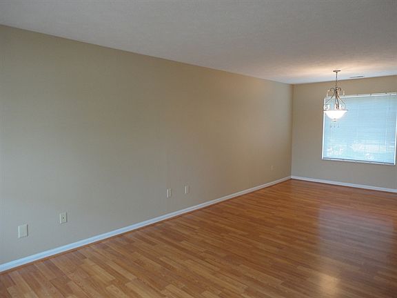 4th image of 6350 Twin Creeks Dr